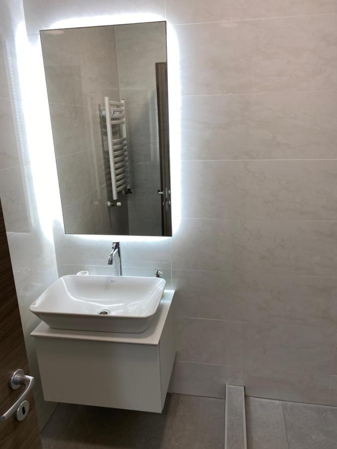 Catedral Apartment Бухарест Екстер'єр фото