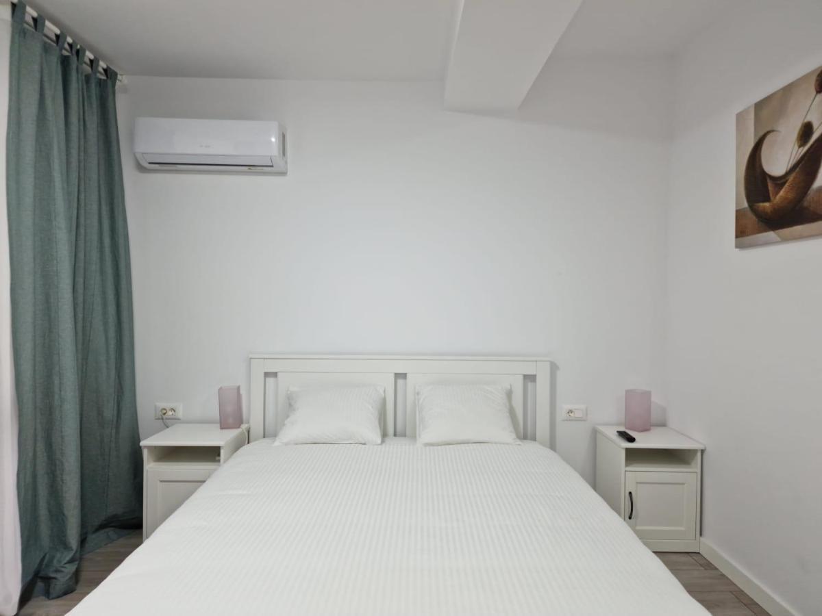 Catedral Apartment Бухарест Екстер'єр фото