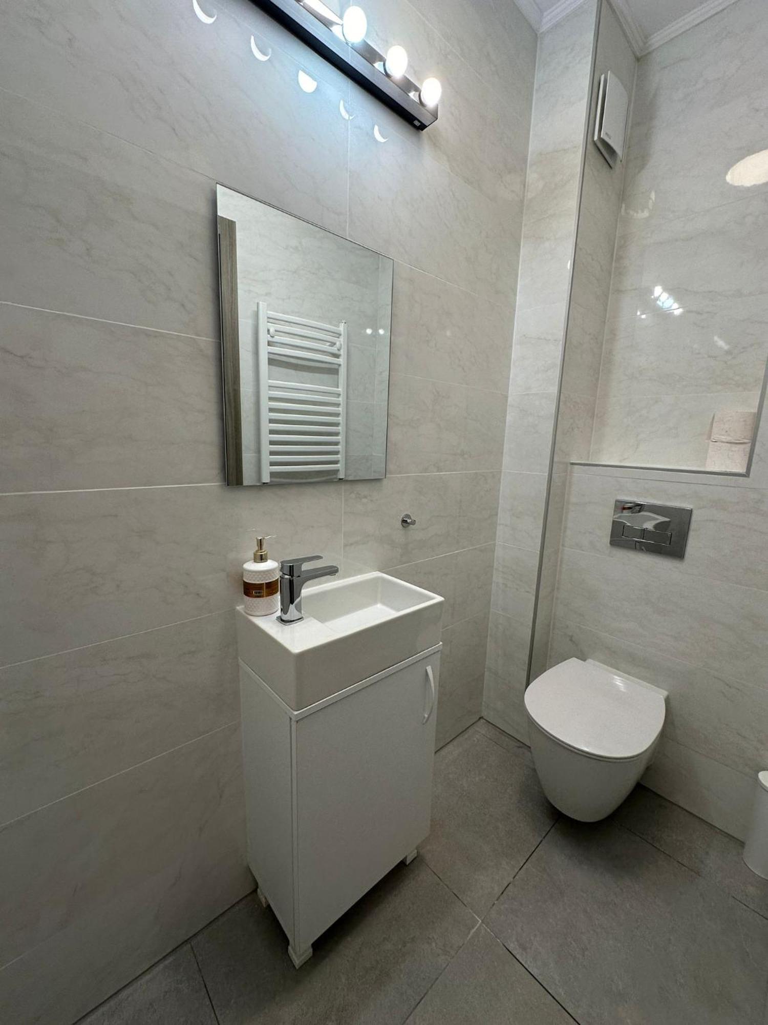Catedral Apartment Бухарест Екстер'єр фото