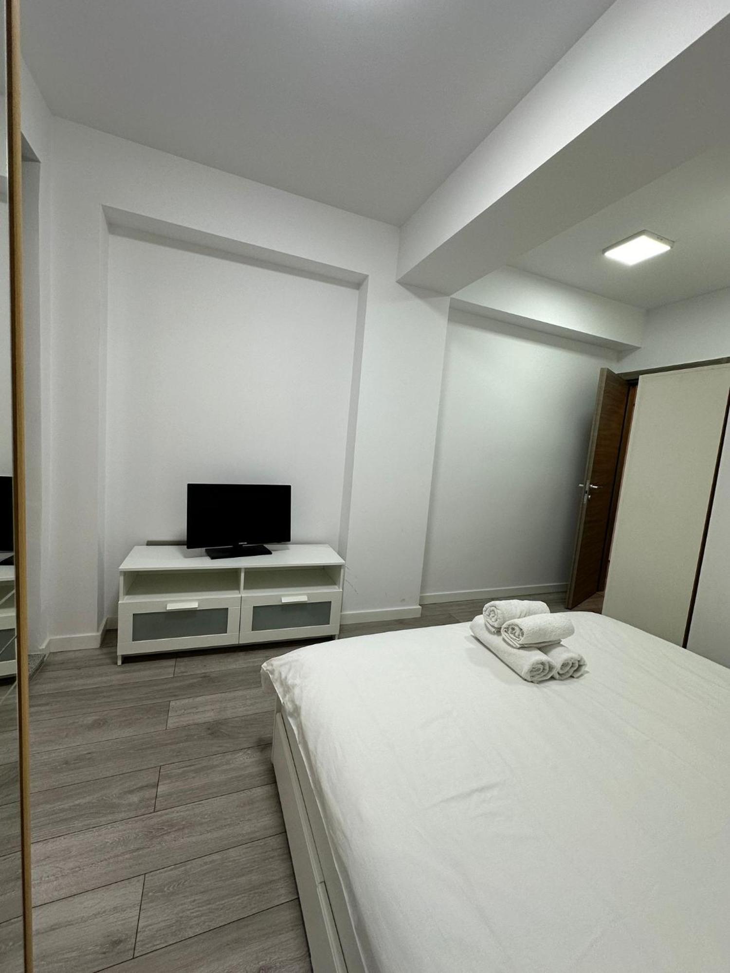 Catedral Apartment Бухарест Екстер'єр фото