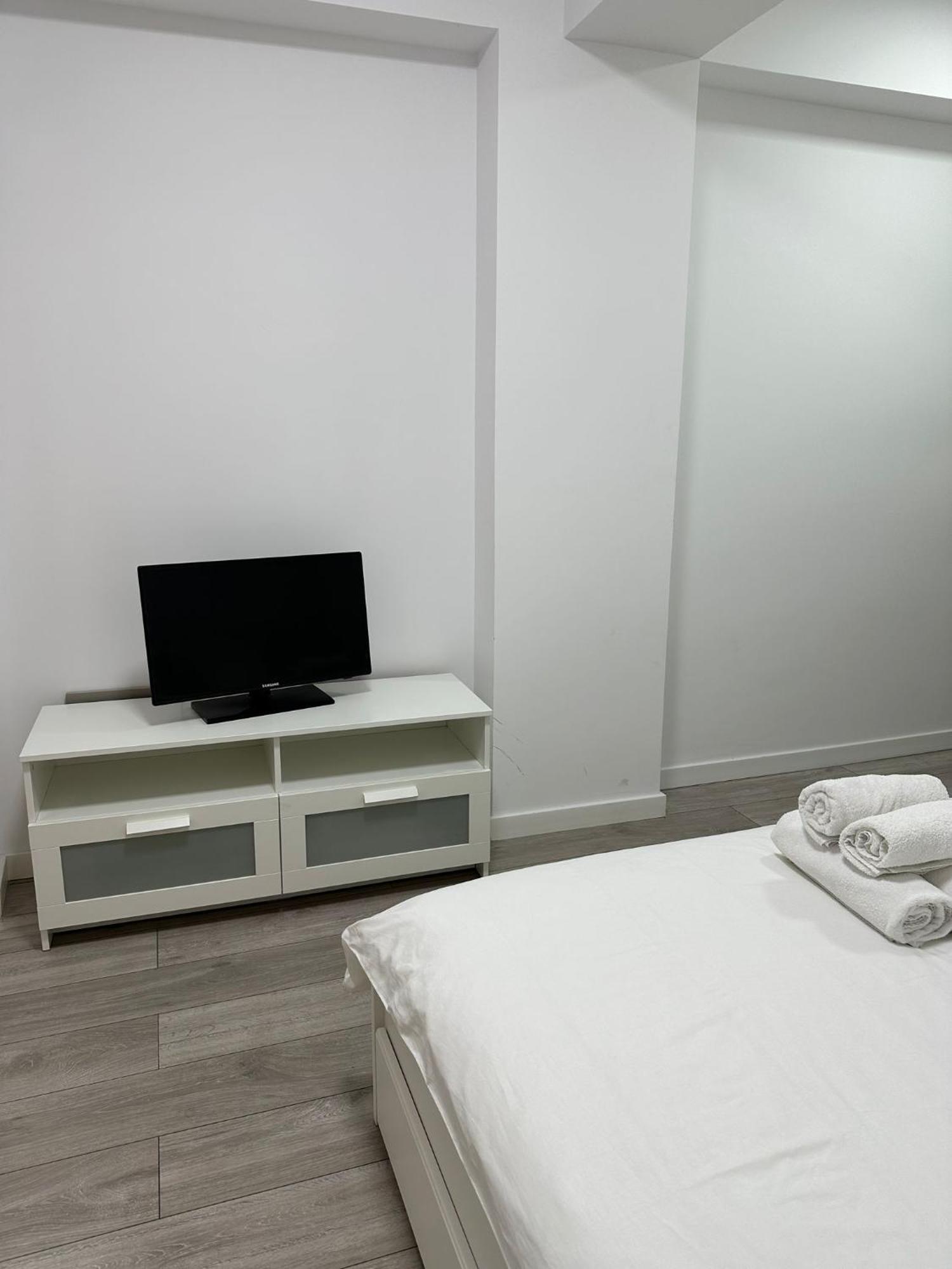 Catedral Apartment Бухарест Екстер'єр фото