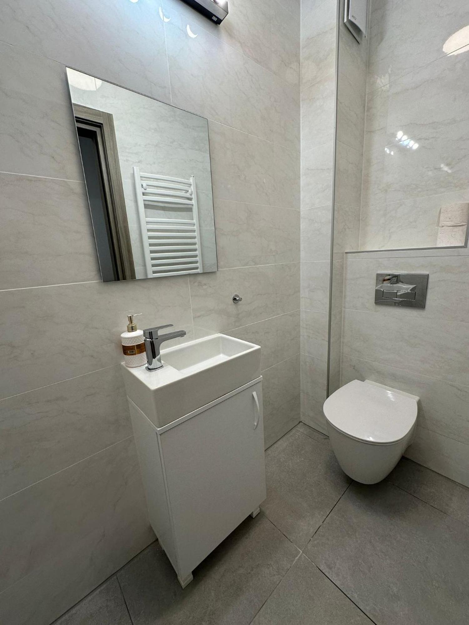Catedral Apartment Бухарест Екстер'єр фото